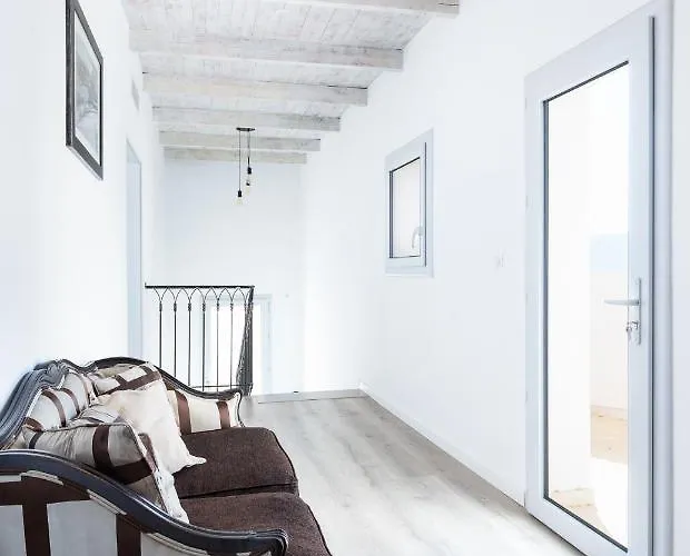 Casa Regina Villa *