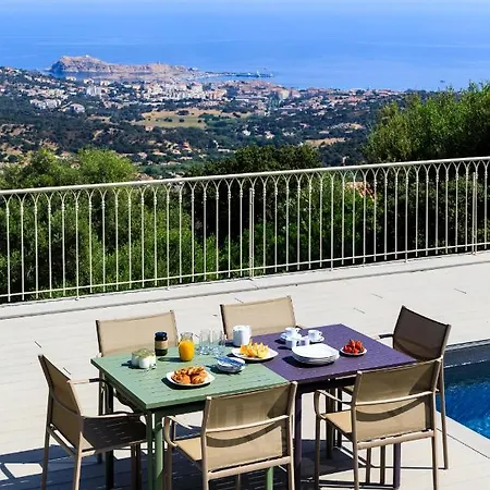 Casa Regina Villa *