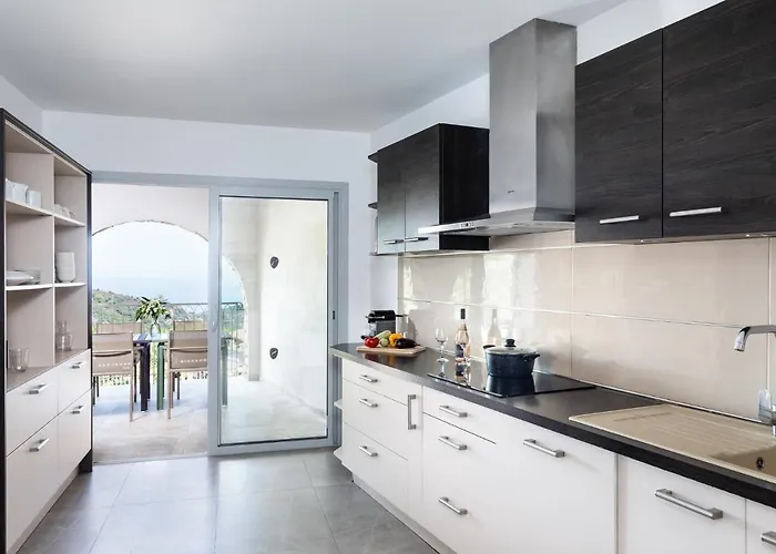 Vila Casa Regina Santa-Reparata-di-Balagna